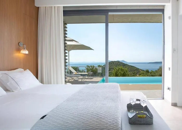 Posidonia Of Blue Caves Complex With Perfect View & Salt Water Pool Villa *